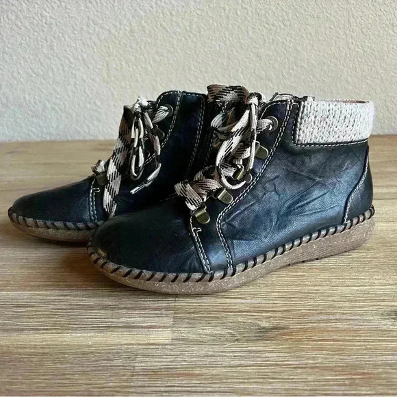 Biza Royal Women Size 6.5 Boot Bohemian Neutral Minimalist Earthy Cozy Bootie - Picture 2 of 14